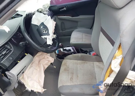 2013 Toyota Camry Xle z USA, uszkodzony, nr VIN 4T1BF1FK3DU295336